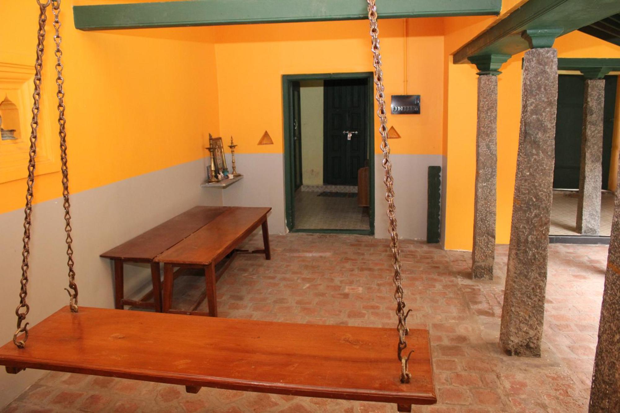 Agraharam Bed & Breakfast *